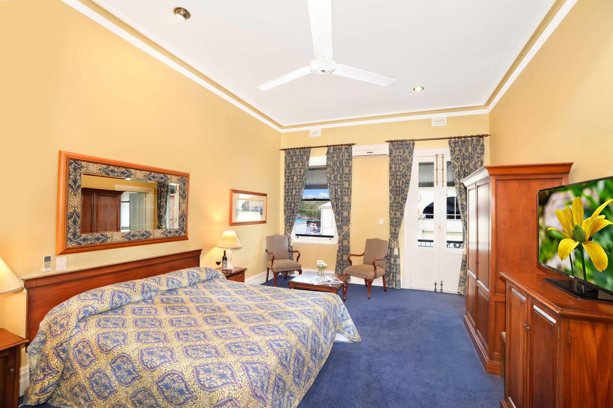 The York Palace Accommodation Εξωτερικό φωτογραφία