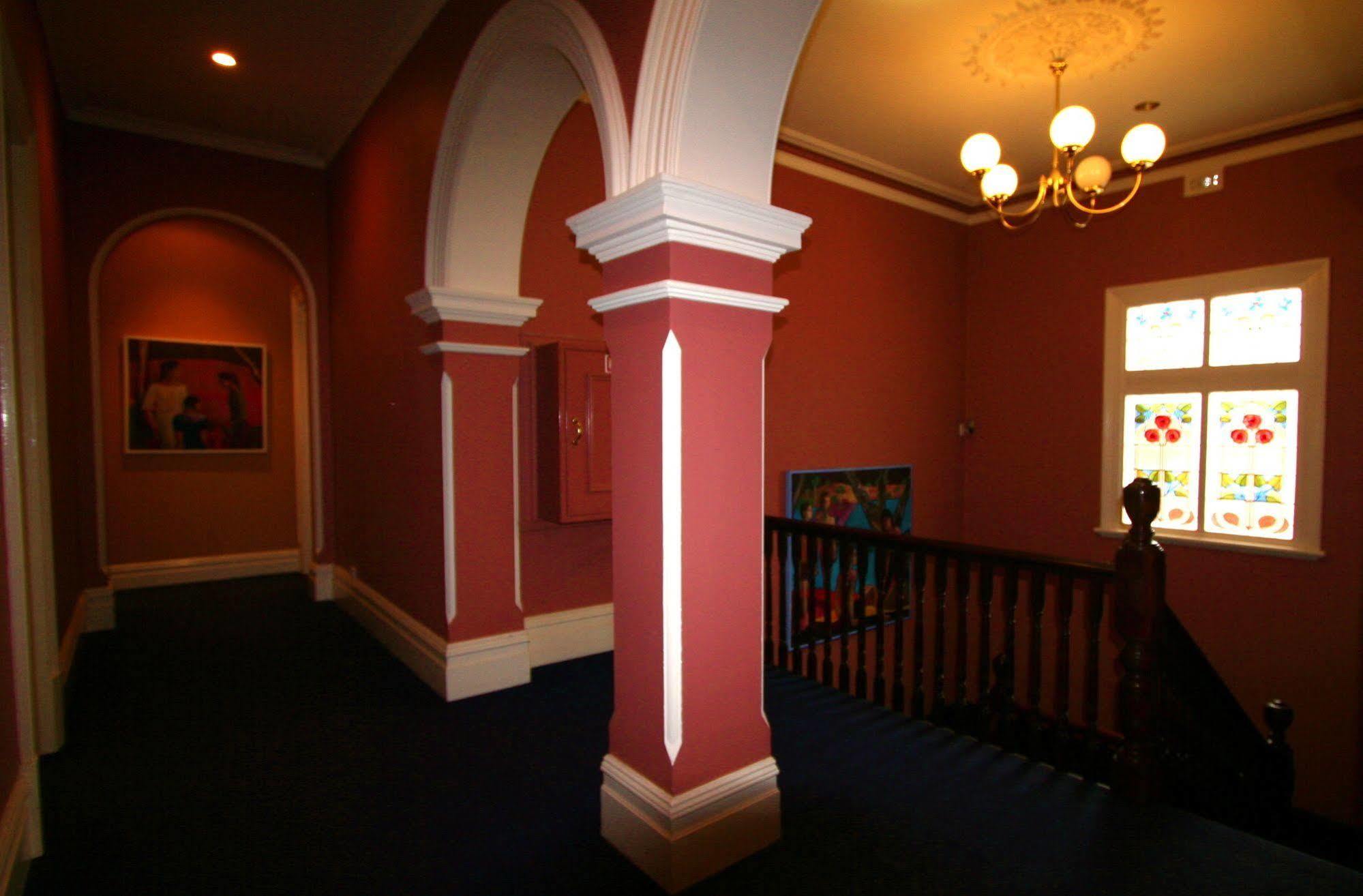 The York Palace Accommodation Εξωτερικό φωτογραφία